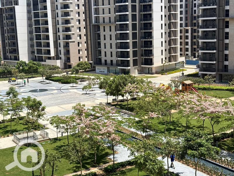 10 8f2e49fd-6a5b-4d97-aa64-9e817f62806d. jpeg