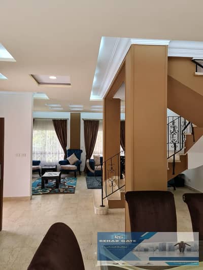 فیلا 4 غرف نوم للايجار في القاهرة الجديدة، القاهرة - WhatsApp Image 2025-10-04 at 6.05. 43 PM (1). jpeg