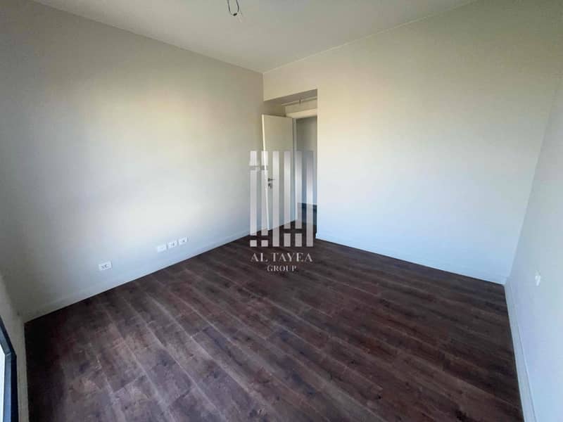 10 d4be8e80-7548-4715-97a7-1de685fdd1ae. jpg