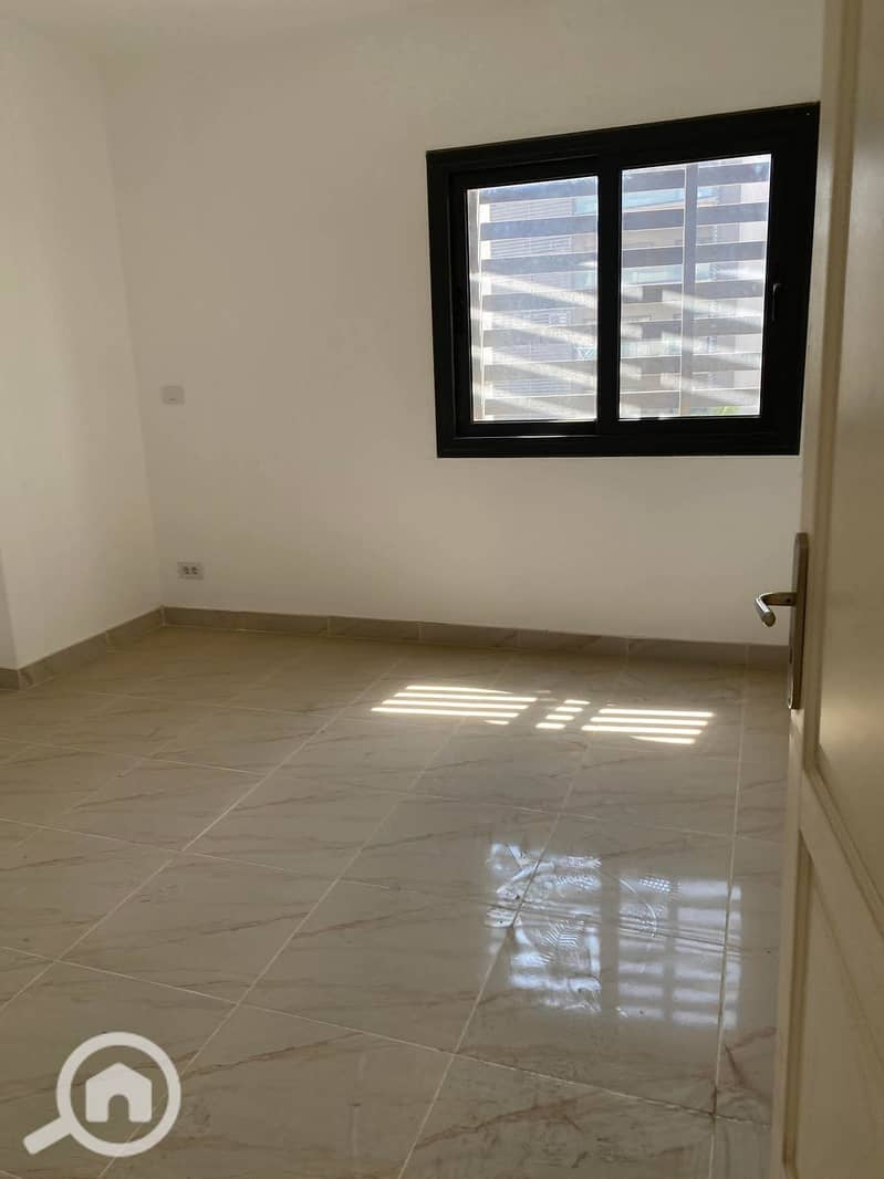 3 442a2247-be43-4e64-afa5-affdfae0c14d. jpg