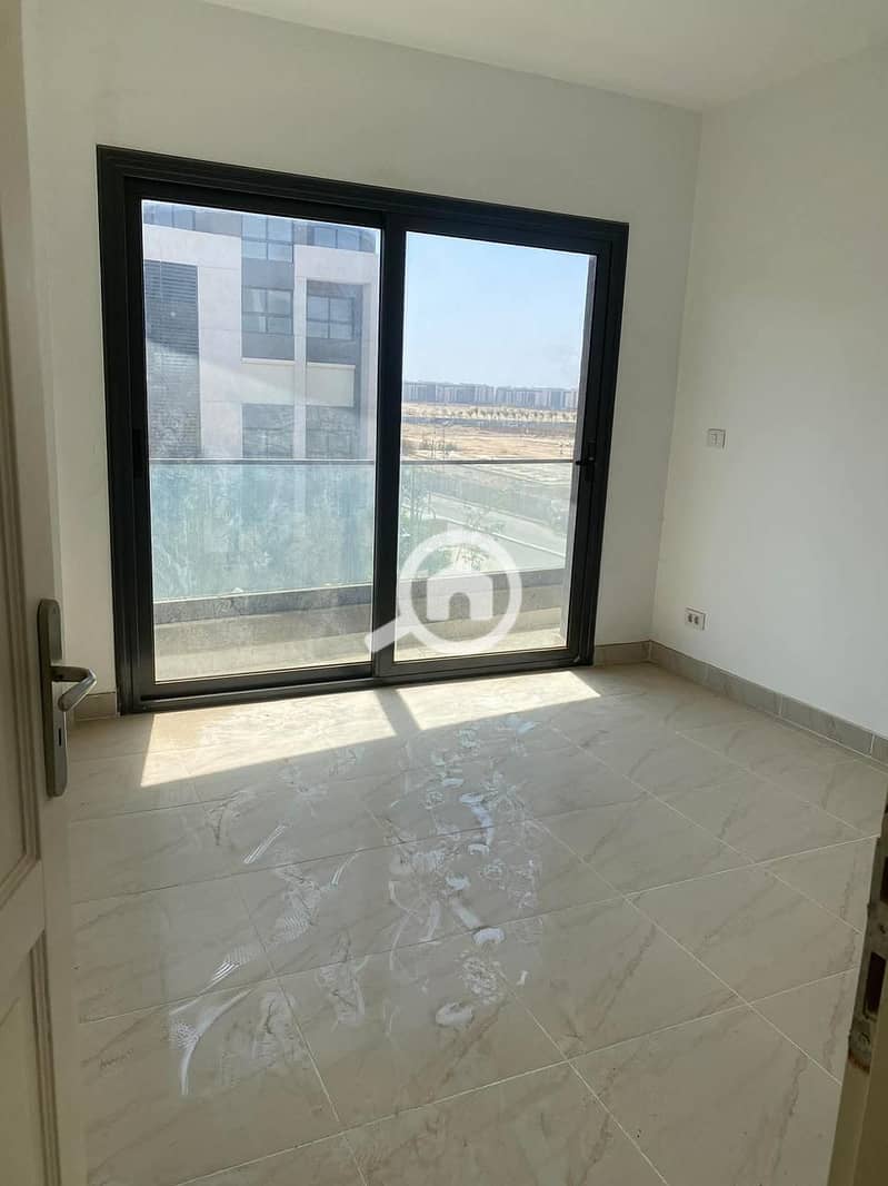 5 b0fc770e-6022-4a8e-8e96-a3eb021a92aa. jpg