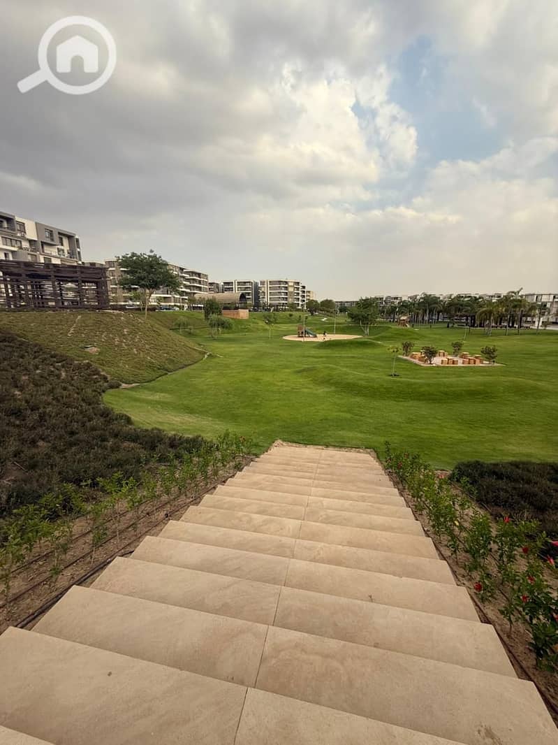 4 WhatsApp Image 2025-10-11 at 13.31. 56_b797f24f. jpg