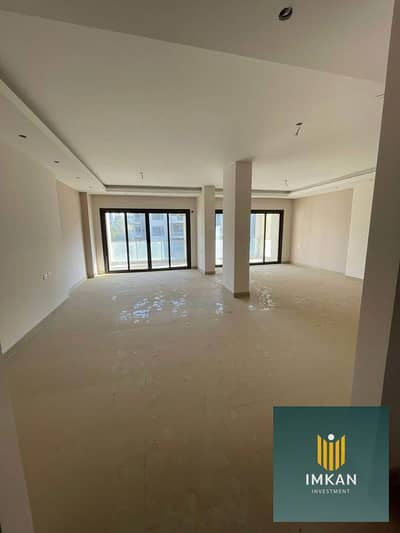 3 Bedroom Flat for Sale in New Cairo, Cairo - 520569569_1788492638713889_476403406696902494_n. jpg