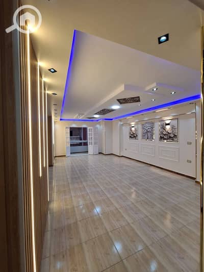 3 Bedroom Flat for Sale in Miami, Alexandria - 558959576_24912362935047463_1848745481121100696_n (1). jpg