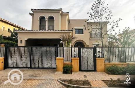 فیلا 4 غرف نوم للايجار في الشيخ زايد، الجيزة - IMG_4512. jpg