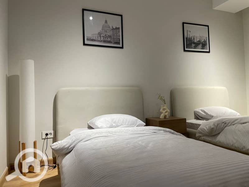 5 WhatsApp Image 2025-10-11 at 10.48. 44 AM (1). jpeg