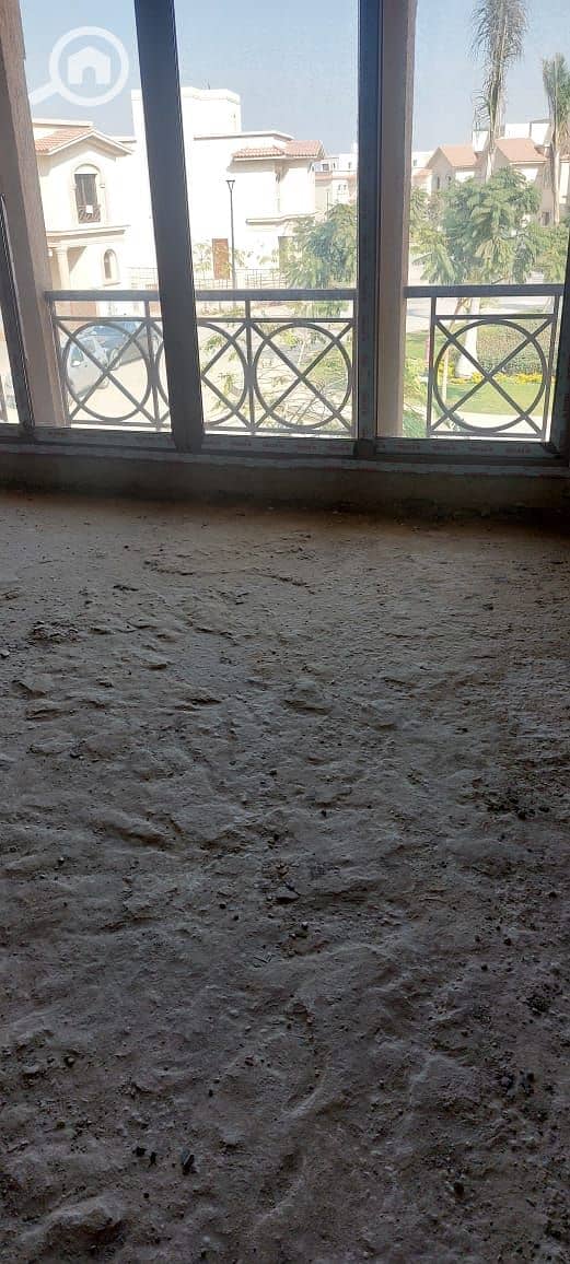 8 c4ff27ac-80ea-42f9-a30e-963bb3ee6e33. jpg