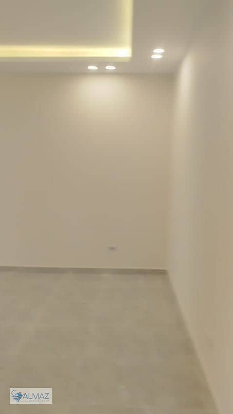9 WhatsApp Image 2025-10-11 at 3.28. 20 PM (1). jpeg