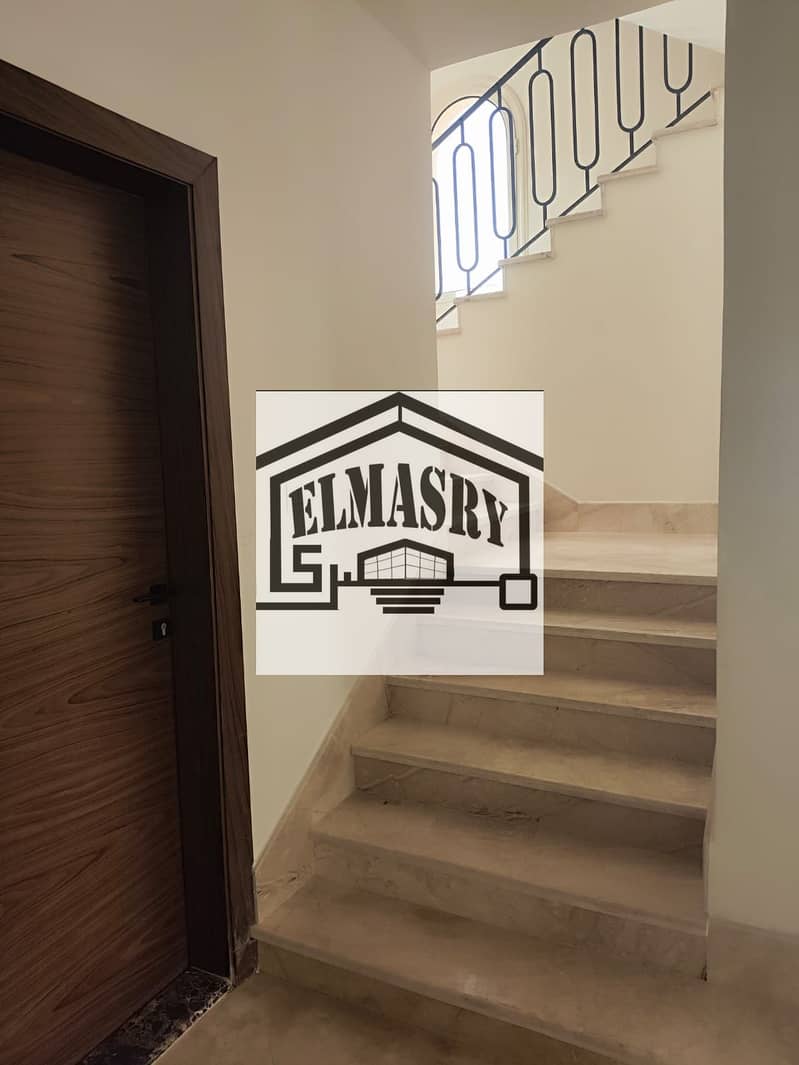 5 00c255c4-61f5-4604-8ac4-e59dc87ff8a1. jpg