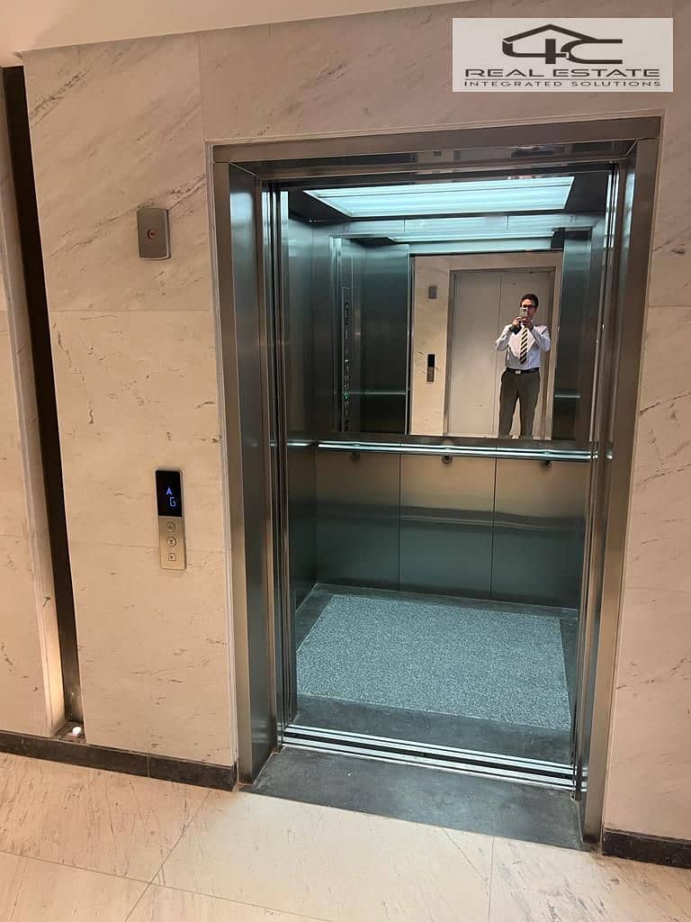 5 WhatsApp Image 2025-08-27 at 15.39. 34 (3). jpeg