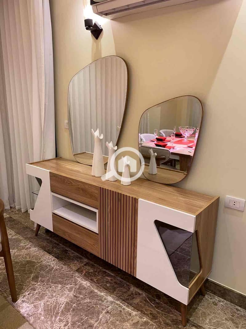 8 11e2c870-99b7-4c9a-9785-6ac24dbec1cf. jpg