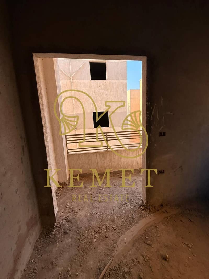 15 WhatsApp Image 2025-09-25 at 20.24. 56_13b16e0b. jpg