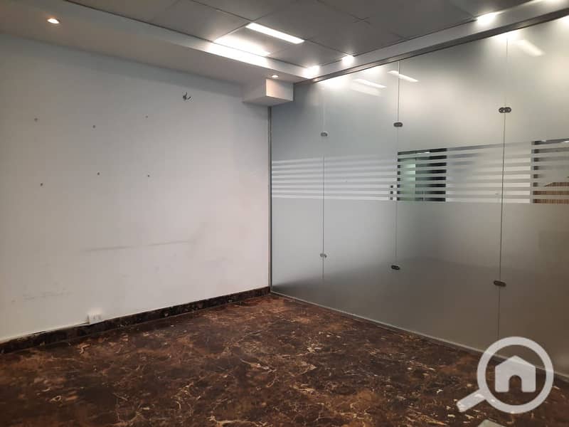 6 WhatsApp Image 2025-09-29 at 16.43. 43_384512b6. jpg