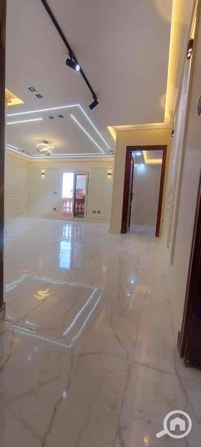 3 Bedroom Flat for Sale in Miami, Alexandria - 26ae9dd6-7407-468f-b03e-3941c6a9de99. jpg
