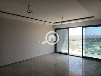3 Bedroom Flat for Sale in Sheikh Zayed, Giza - IMG20250522153609. jpg