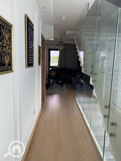 فیلا 5 غرف نوم للبيع في مدينة الشروق، القاهرة - IMG-20251005-WA0143. jpg