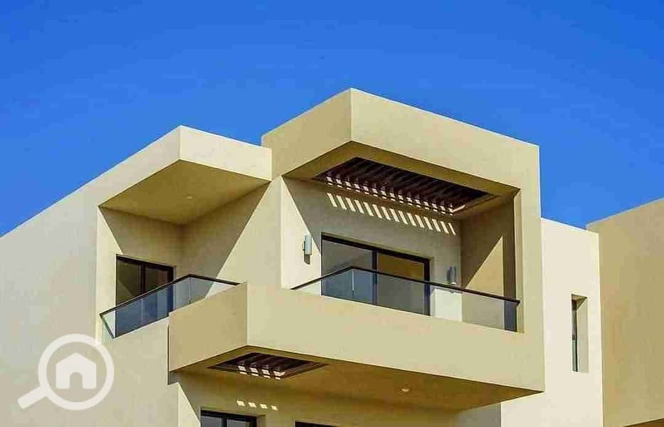 2 1000429886. jpg
