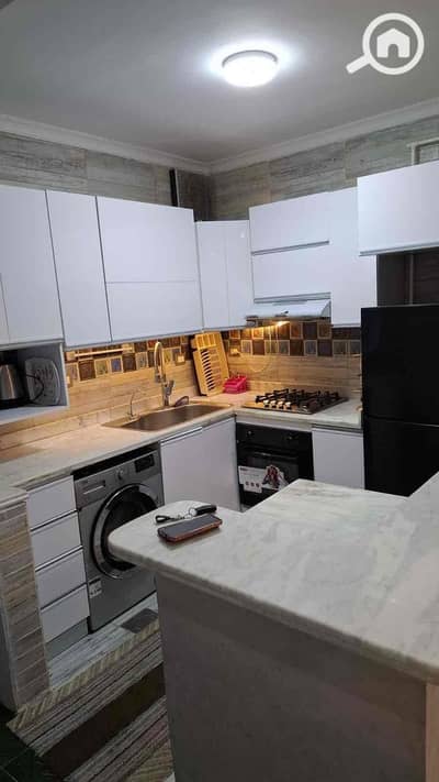 فلیٹ 2 غرفة نوم للايجار في ميامي، الإسكندرية - bd108531-398f-4b80-bf93-db35162bfe0d. jpg
