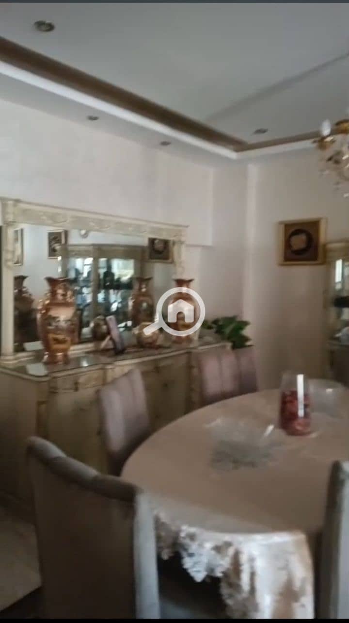 2 1000462865. png
