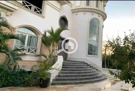 فیلا 11 غرف نوم للبيع في 6 أكتوبر، الجيزة - IMG-20251009-WA0045. jpg