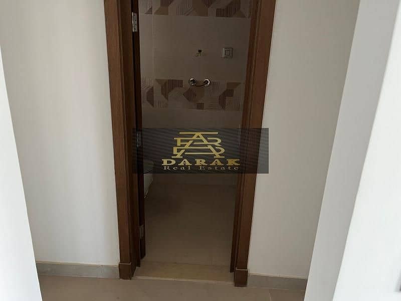 3 4f97397f-49e4-4233-8514-82e47258a658. jpg