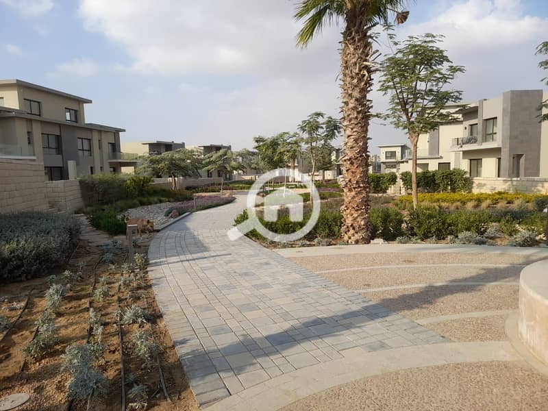 10 WhatsApp Image 2025-04-10 at 11.20. 42 PM. jpeg