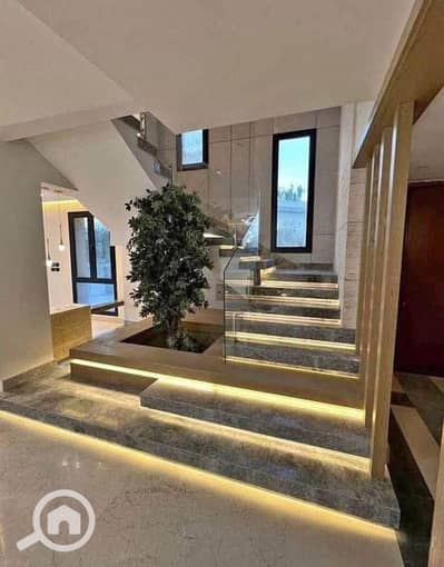 4 Bedroom Villa for Sale in New Cairo, Cairo - FB_IMG_1757102848572. jpg 4 Bedroom Villa for Sale in New Cairo, Cairo - FB_IMG_1757102848572. jpg