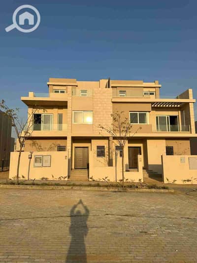توين هاوس 3 غرف نوم للبيع في 6 أكتوبر، الجيزة - 1000505435. jpg