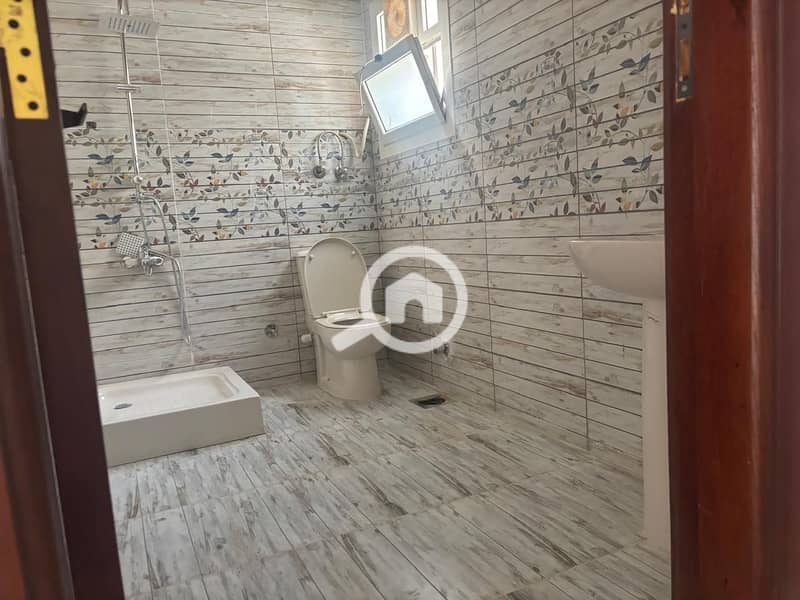 8 WhatsApp Image 2025-10-11 at 5.53. 46 PM (2). jpeg