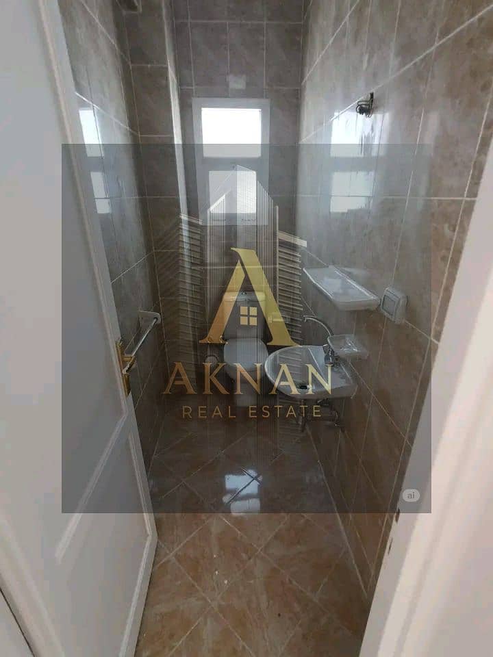 4 WhatsApp Image 2025-10-06 at 1.22. 23 PM. jpeg