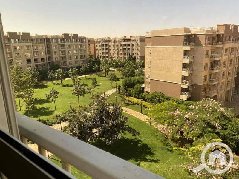 7 4427c72d-78ab-4009-b3d1-5b891e350821. jpg