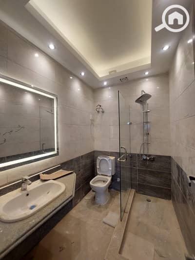 3 Bedroom Flat for Sale in New Cairo, Cairo - IMG-20241003-WA0048. jpg