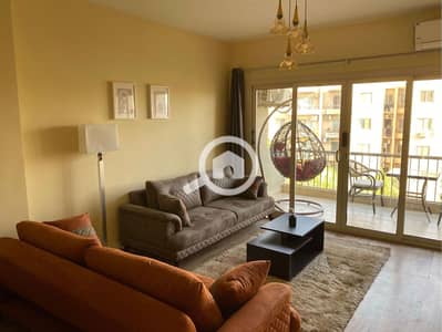 شقة 3 غرف نوم للايجار في الشيخ زايد، الجيزة - Living 1 (1). jpg