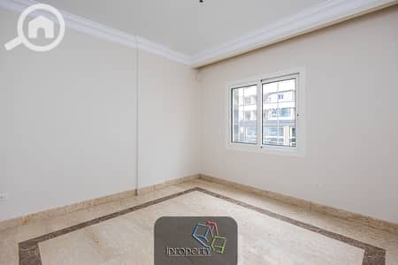 3 Bedroom Flat for Rent in Roushdy, Alexandria - 1. jpg