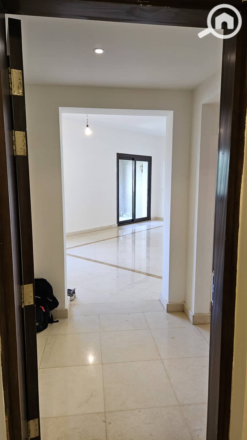 3 3e6257a7-d1de-4bf0-b2ef-1069b471ce53. jpg