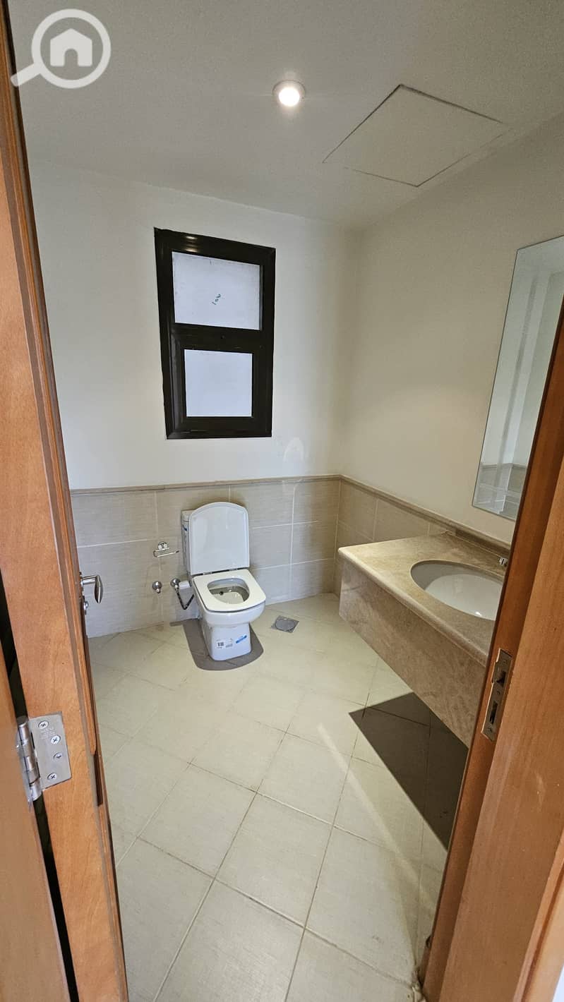 9 ab5d3718-d628-47bf-ae17-39ad0b975c69. jpg