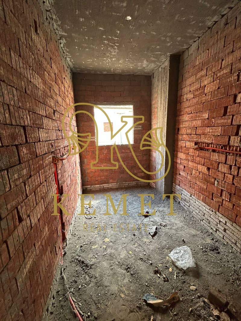 5 WhatsApp Image 2025-10-12 at 11.45. 15_d65fca92. jpg