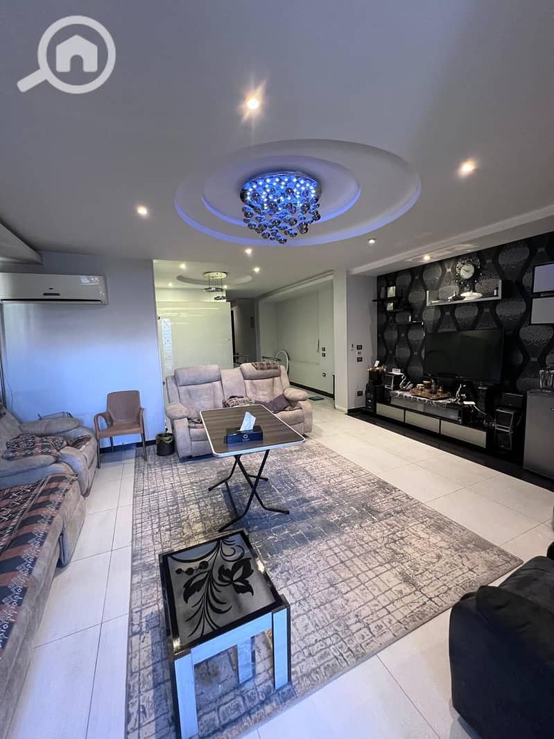 2 c071bb71-47eb-4cf8-b58f-2fa209308681. jpeg