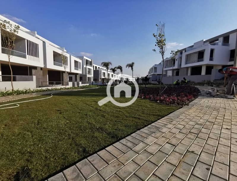 2 7cf580a3-3aab-4bb7-be7c-1c950a9d056a. jpg