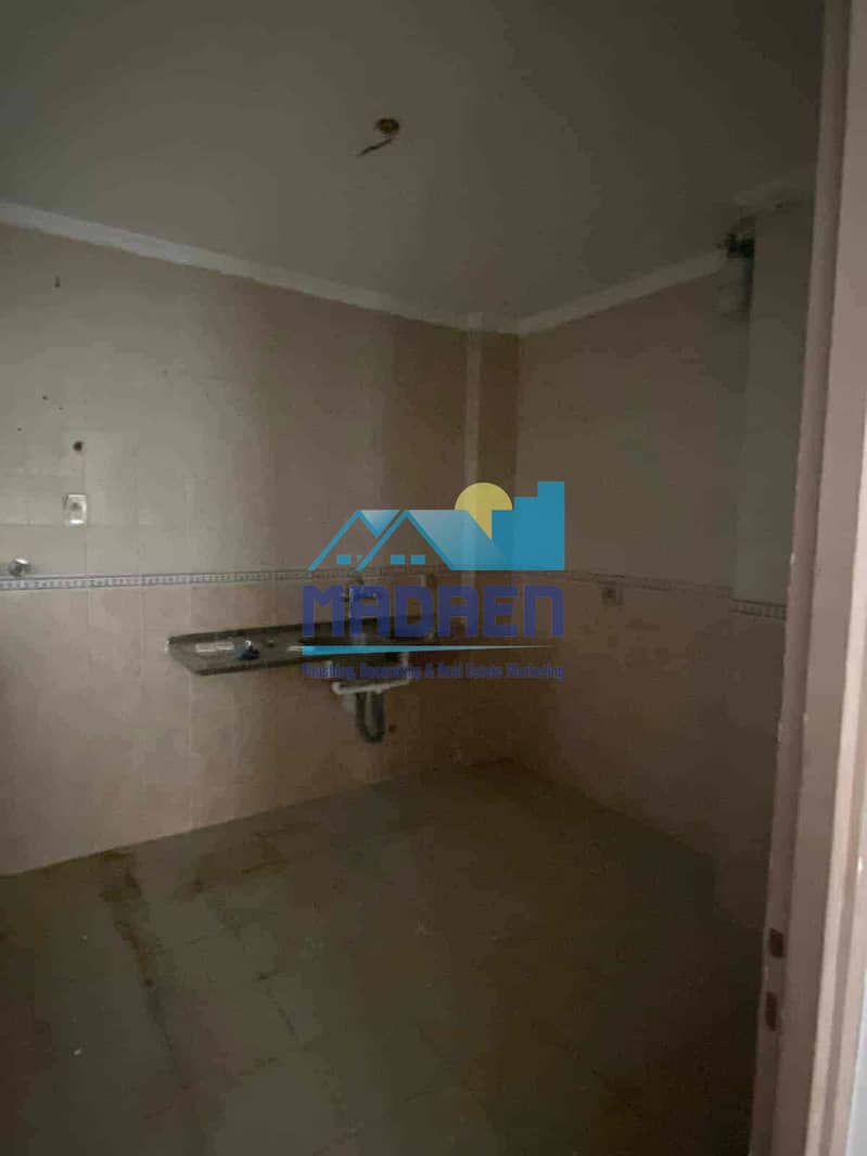 10 7b5861c3-b6c5-40e6-934e-c9901ca7cf1c. jpg