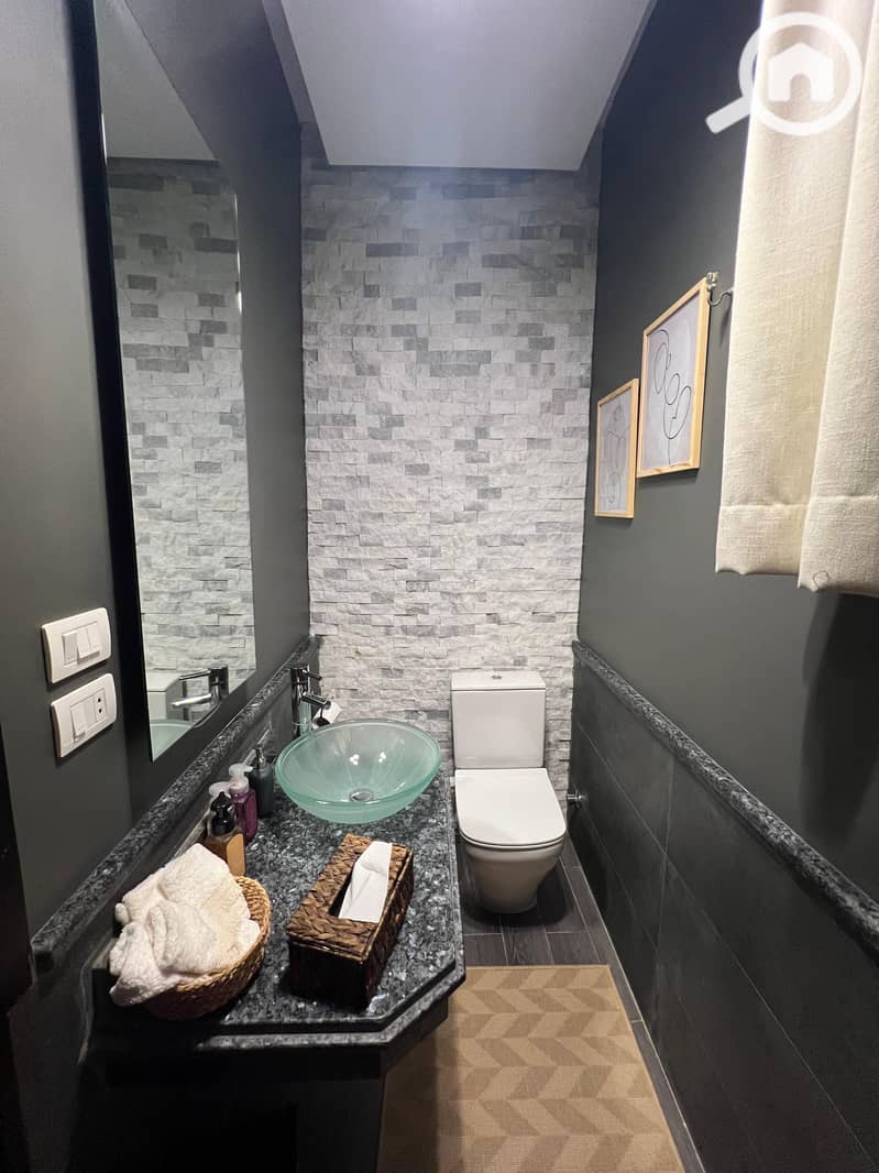 8 WhatsApp Image 2025-10-06 at 11.13. 37_510e22a5. jpg