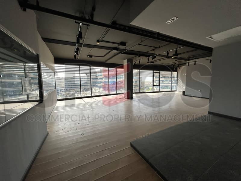 7 023f3d7b-dbbe-404b-ae9b-8f3a1f0586e6. jpg