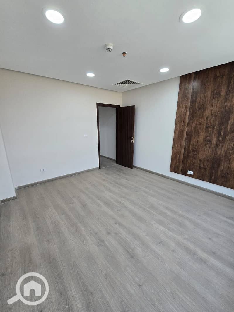 7 WhatsApp Image 2025-08-20 at 12.47. 52 PM (2). jpeg