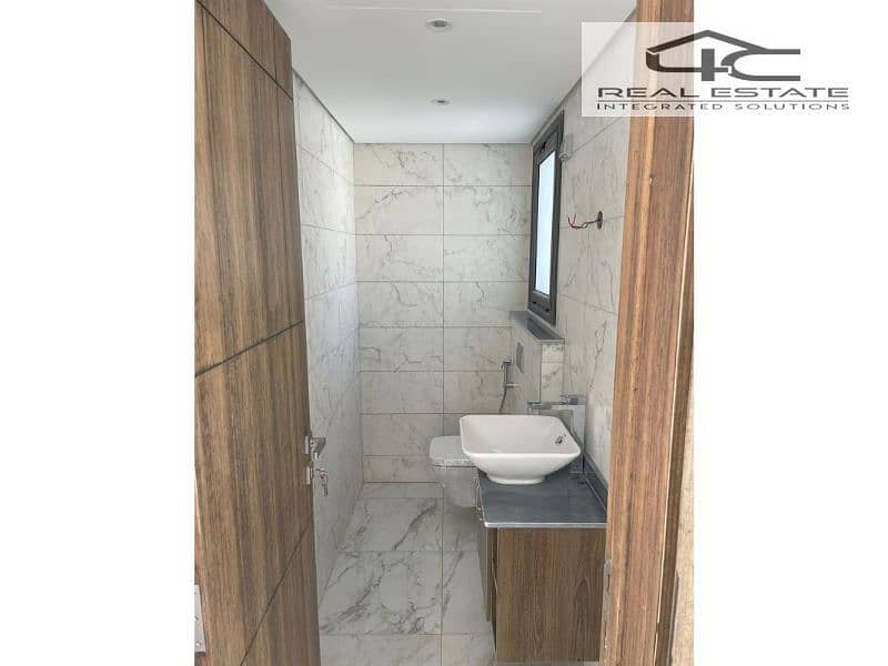 6 WhatsApp Image 2023-07-24 at 12.06. 05 PM (1). jpg