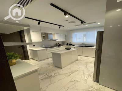 3 Bedroom Flat for Sale in 6th of October, Giza - 376792750_216992641356758_4044975289363461411_n_800x600. jpg