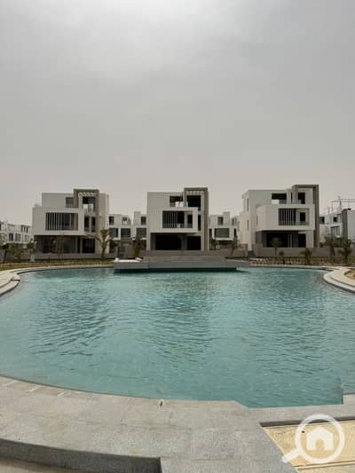 4 Bedroom Townhouse for Sale in 6th of October, Giza - WhatsApp Image 2024-10-22 at 1.03. 28 PM. jpeg