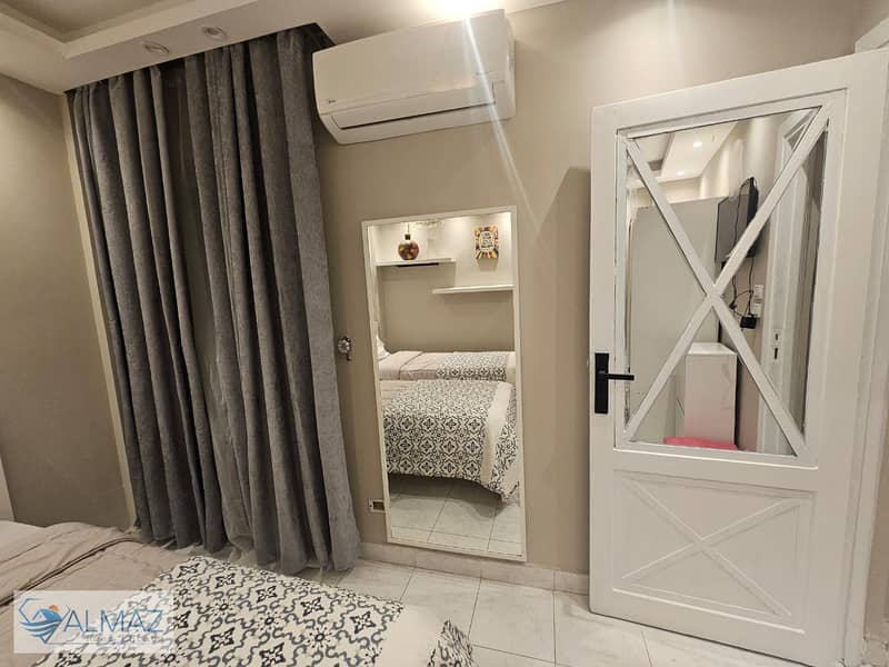 5 WhatsApp Image 2025-10-12 at 12.24. 39 PM (1). jpeg