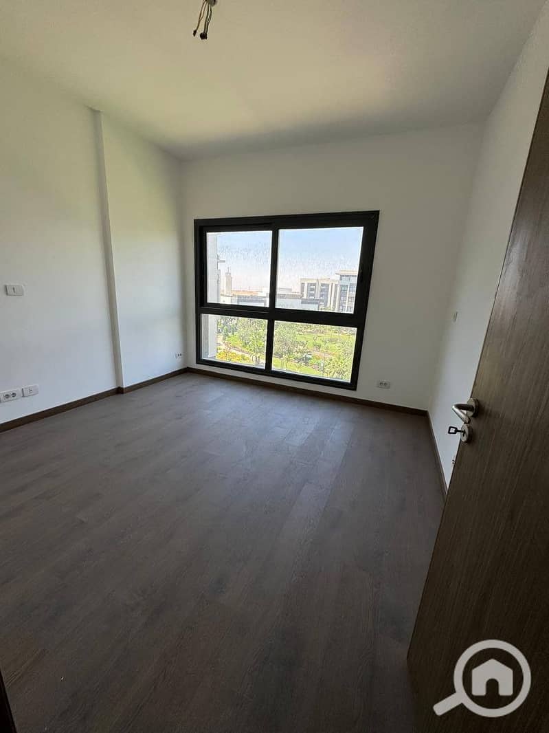 3 10f5eafa-481a-4949-b7c8-002ae83a7e83. jpg