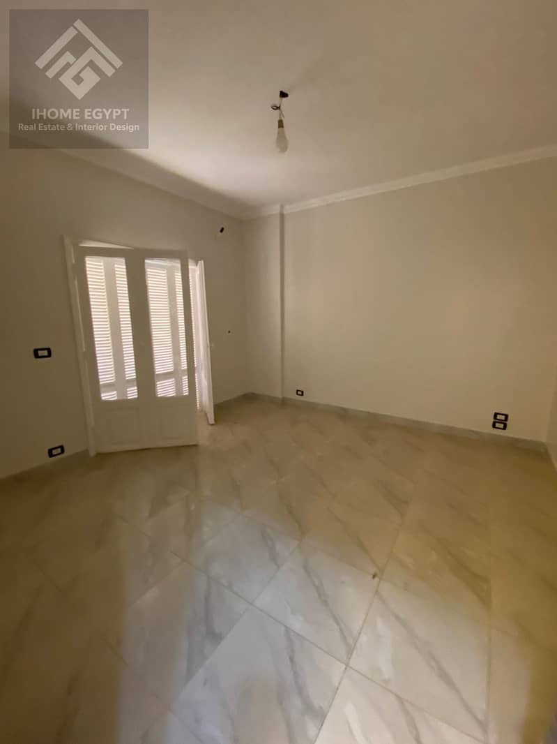 2 5b8bad3e-b597-4431-8cf7-f326eb9a03ac. jpg