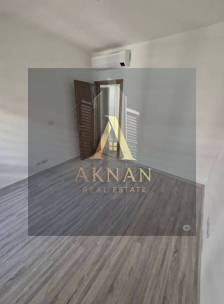 2 WhatsApp Image 2025-10-12 at 13.58. 33 (4). jpeg